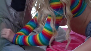 A mostohaapám végignézte ahogy a mostohabátyám megkefél majd ő is durván megkettyintett