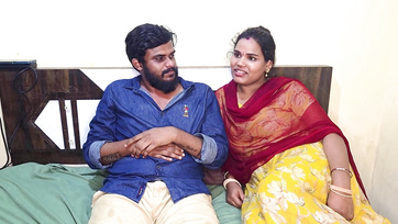 Minden kefélésüket lekamerázza és feltölti az internetre a buja indiai párocska