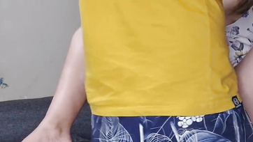 A huncut feleségem azt kérte hogy a szeme láttára dugjam meg a nimfomániás barátnőjét