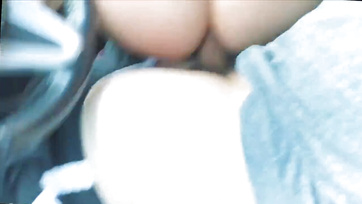 Odajött a kocsimhoz és rámarkolt az álló farkamra az ismeretlen csajszi a parkolóban