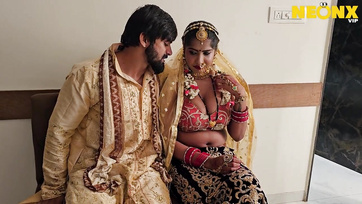 Newlywed Indian Couple Gets a Massive Fuck