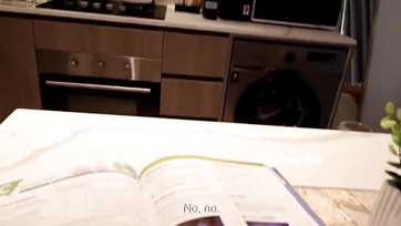 A muterom dögös barátnője letérdelt és elkezdte szopni a farkamat