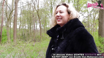 A duci német milf igent mondott a castingra és kapott egy bazinagy faszt a pinájába