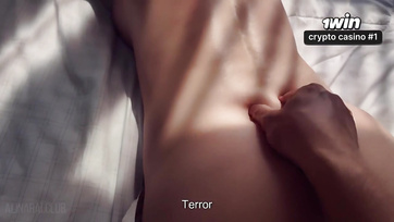 Én csak megkértem a mostohafiamat hogy masszírozza meg a hátamat de ő megdugta a pinámat