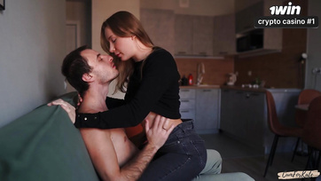 Egy valódi amatőr pár aki nem fél megmutatni a világnak hogy milyen szenvedélyesen tudnak szeretkezni