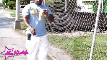 Az arab szépség kíváncsiságából egy felejthetetlen kefélés lett a nagyfarkú néger fickóval