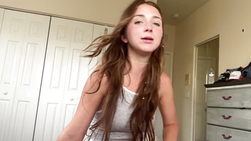 Nem volt túl jó kedvem de miután megdughattam a perverz mostohahúgom feszes pináját jobban lettem