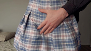 Hiába ígértem meg a cuki lakótársnőmnek hogy nem dugom be a farkamat a nedves puncijába...