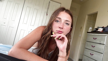 Step-Sis's Squirt Made My Day Brighter