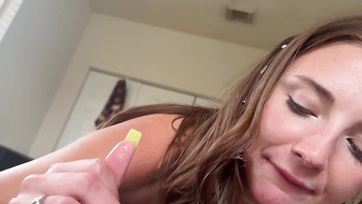 Step-Sis's Squirt Made My Day Brighter