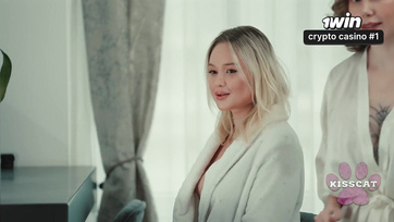 Vajon megdugta éjjel a szundító felesége háta mögött a kurvás mostohalánya feszes lyukát?