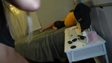 Roommate Ride: I Mounted My Boyfriend's Cock While She Stayed Put