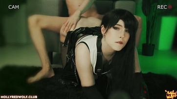 Megbilincselt kezekkel kefélte meg a kerekseggű kiscsajt majd telespriccelte a száját