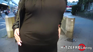 Risk-taking Public Fuck: Chubby German Babe Fucks in Parking Garage with Her Date

Naughty Public Bang: Plump German Chick Gets Busy in Parking Garage