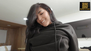 A perverz mostohahúgocskám titokban beosont a szobámba hogy meglovagolja a dákómat