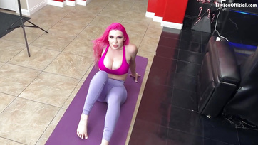 Yoga Babe Strips Down and Takes My Thick Cock in Her Mouth