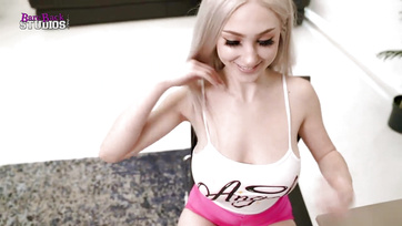 Stepdaughter Happy to Suck Stepdad's Cock - Naughty Teen Girl