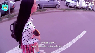 Sexy Schoolgirl Posing Turns into Outdoor Fuck