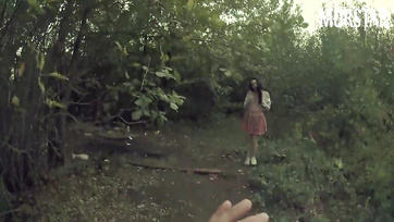 Sexy Schoolgirl Posing Turns into Outdoor Fuck