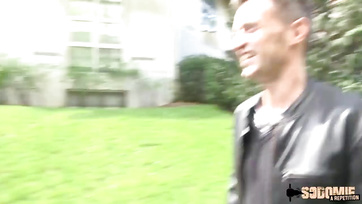 Picked up the Leggings Babe in the Park and Roughly Fucked Her Ass
