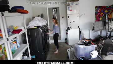 Stepdad Drills His Massive Cock Deep into His Daughter's Muff