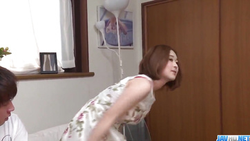 Expert Hardens Shy Girl's Sweet Sausage